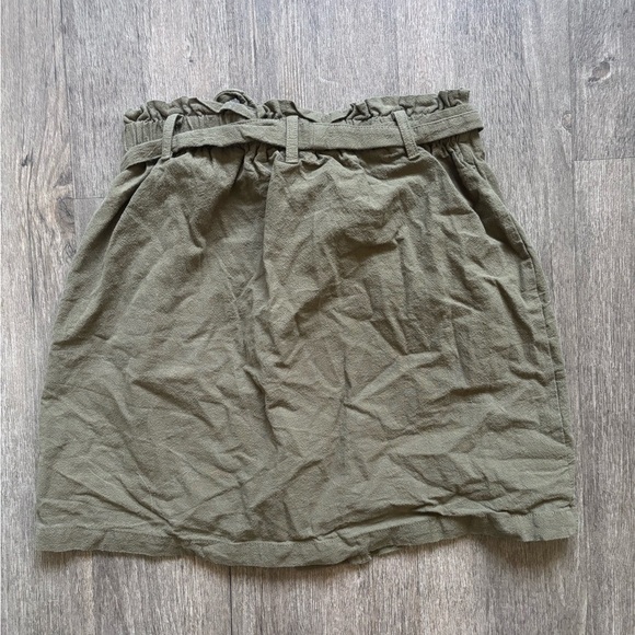Olive Button-Front Women's Skirt - Picture 4 of 5
